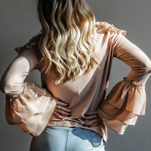 ✨JUST IN✨ROMANTIC BOHEMIAN RUFFLED BLOUSE - Picture 7 of 7